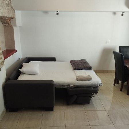 Apartment Ana 2 Sveti Filip i Jakov Eksteriør billede