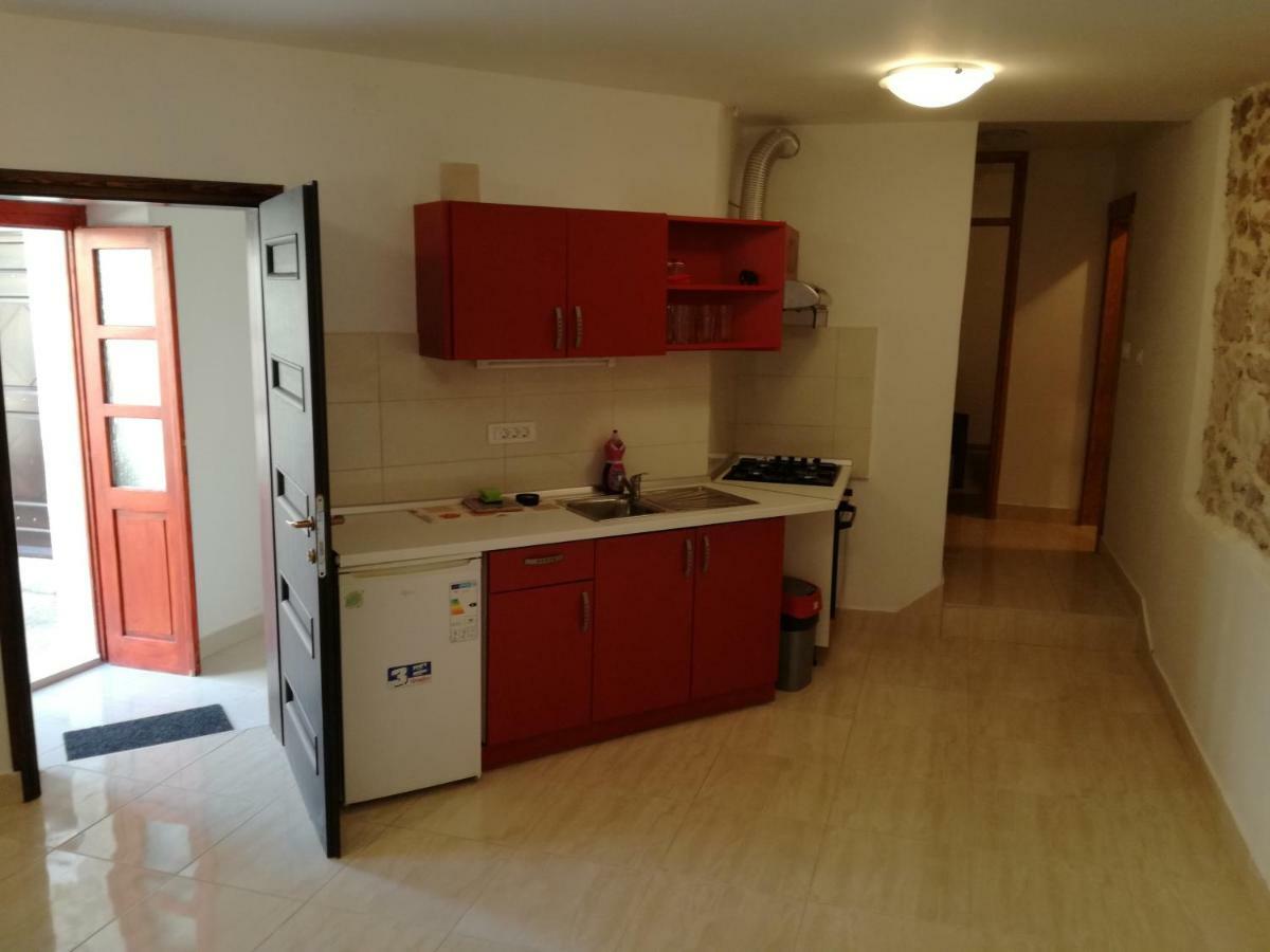 Apartment Ana 2 Sveti Filip i Jakov Eksteriør billede