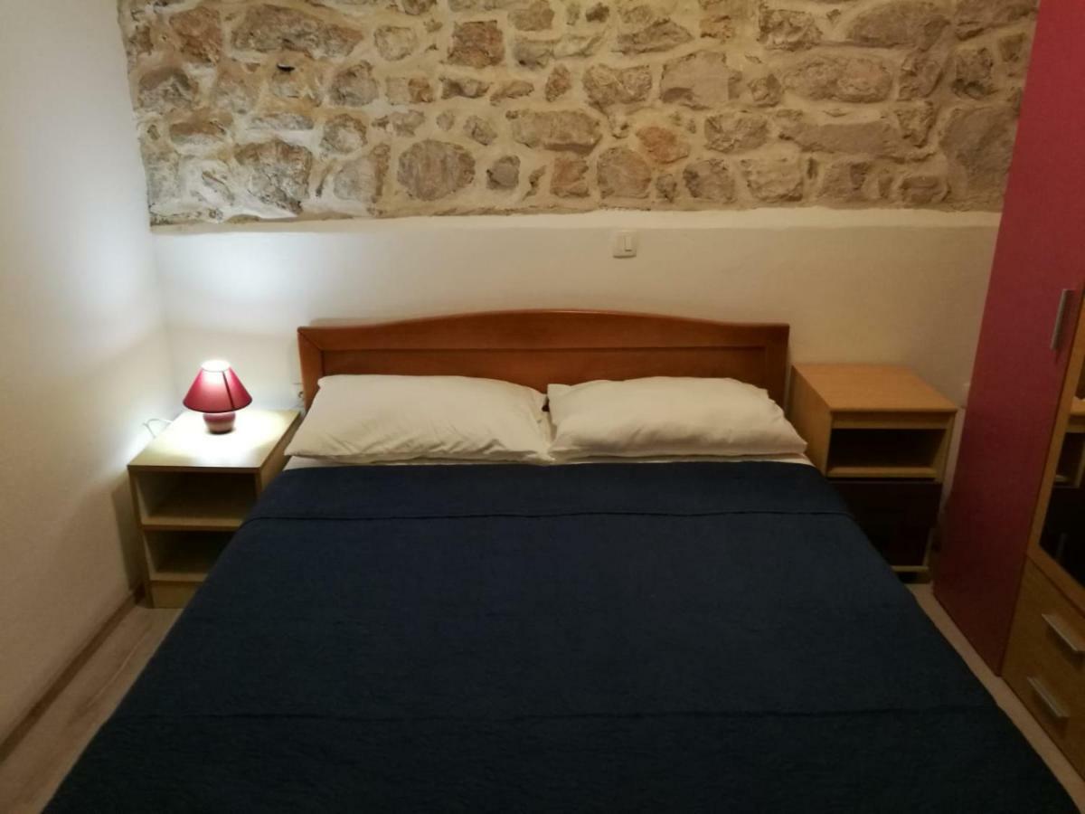Apartment Ana 2 Sveti Filip i Jakov Eksteriør billede
